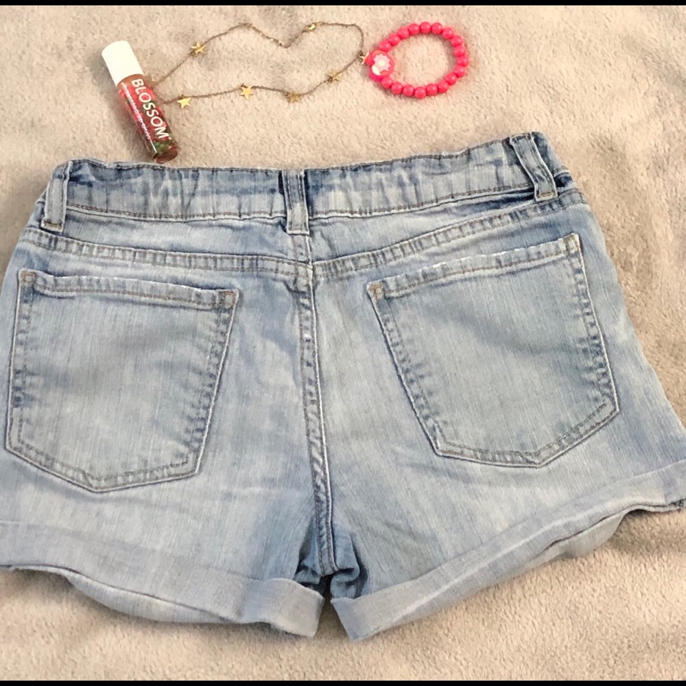 Short - Picture 2 of 3